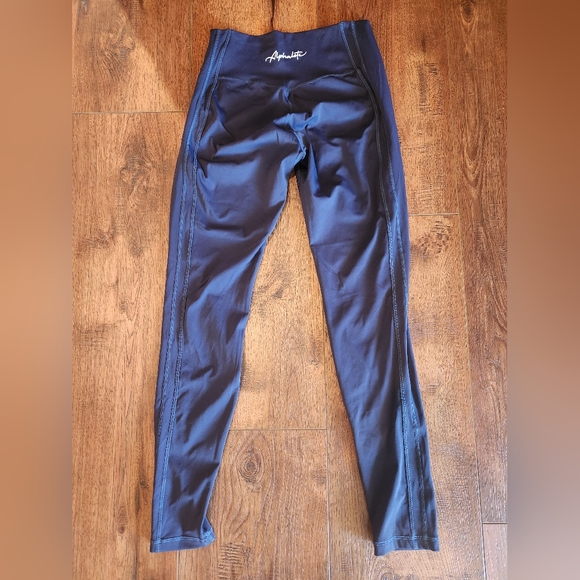 Alphalete Amplify Legging in True Indigo | Size Small | Like New - Picture 2 of 8